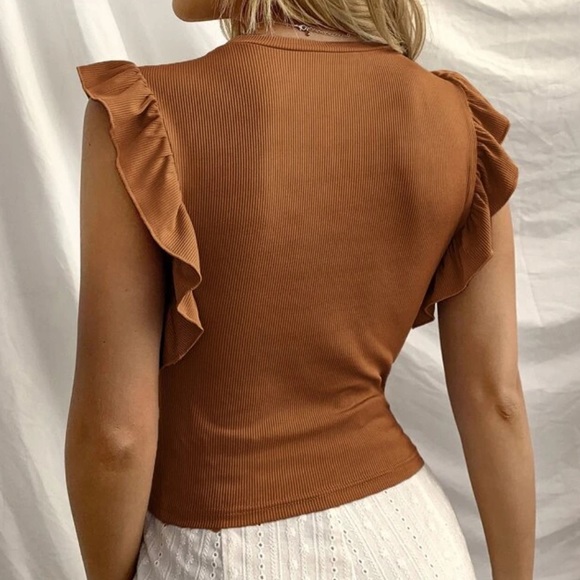 Boho ruffle trim ribbed knit top - Picture 2 of 5